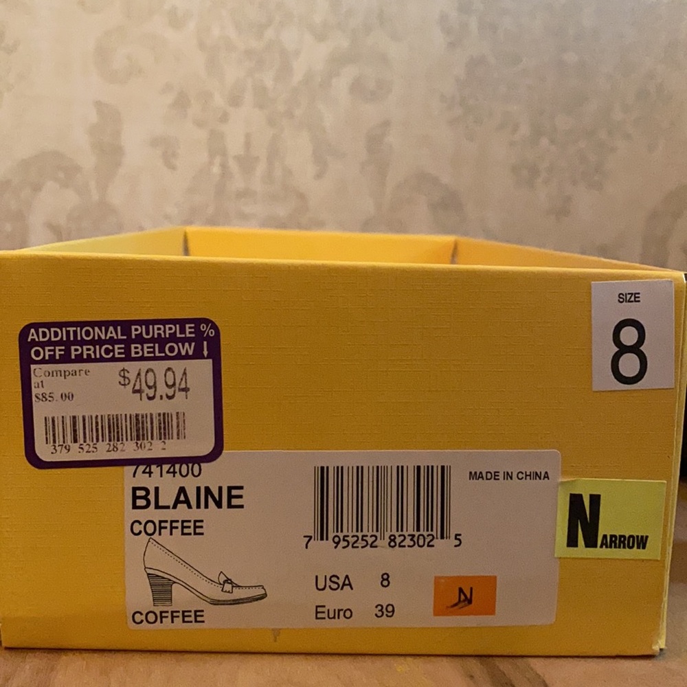Softspots Brown High Heel Shoe, Size: 8 - Picture 12 of 12